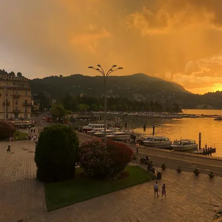 Piazza Cavour Côme