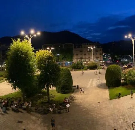 Piazza Cavour