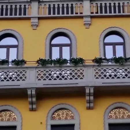 Piazza Cavour - Luxury View קומו
